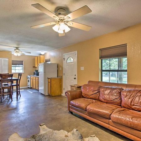 Texas Cabin On 130 Acres Walk To Lake Ray Roberts Collinsville Buitenkant foto
