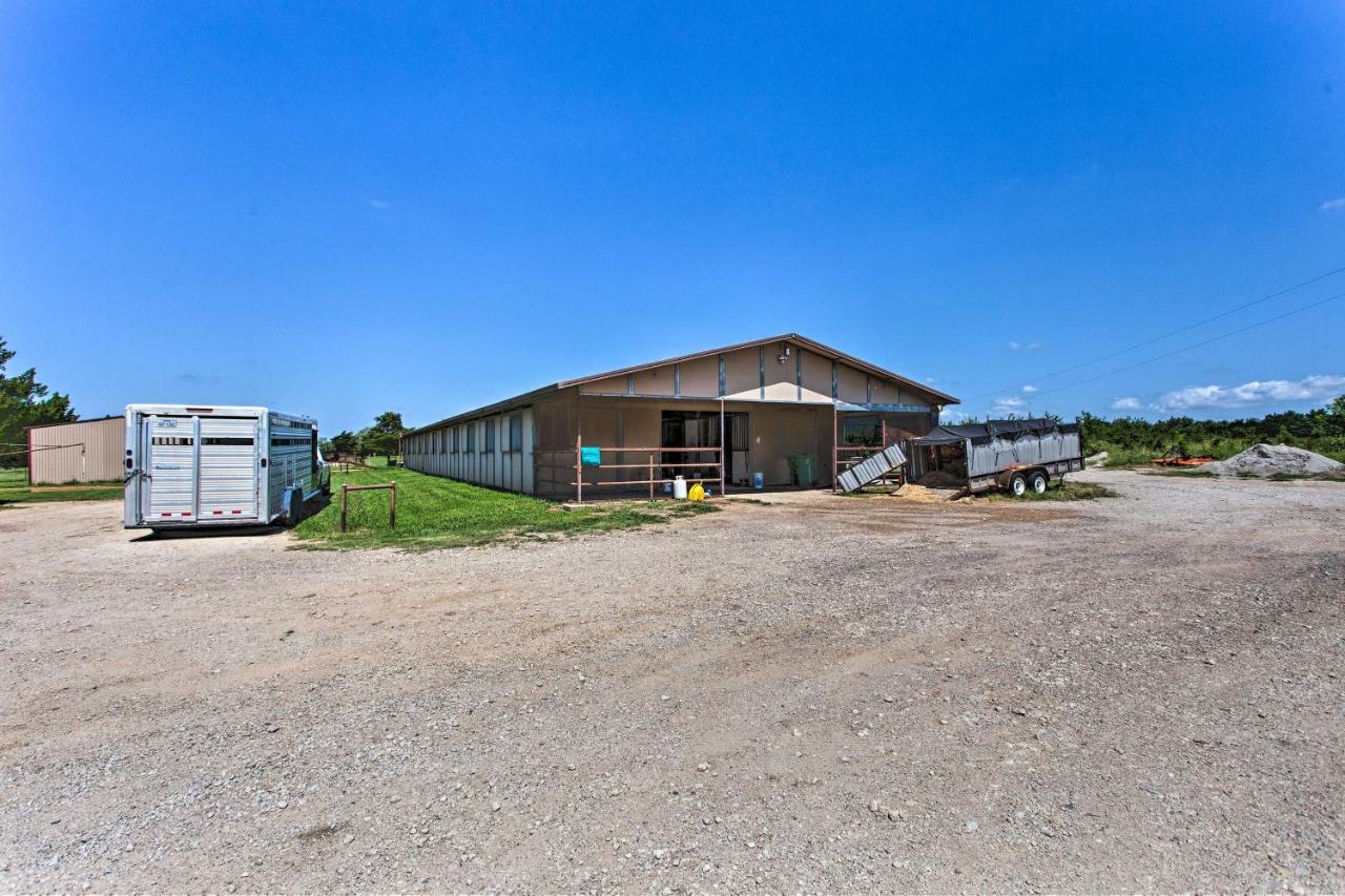 Texas Cabin On 130 Acres Walk To Lake Ray Roberts Collinsville Buitenkant foto