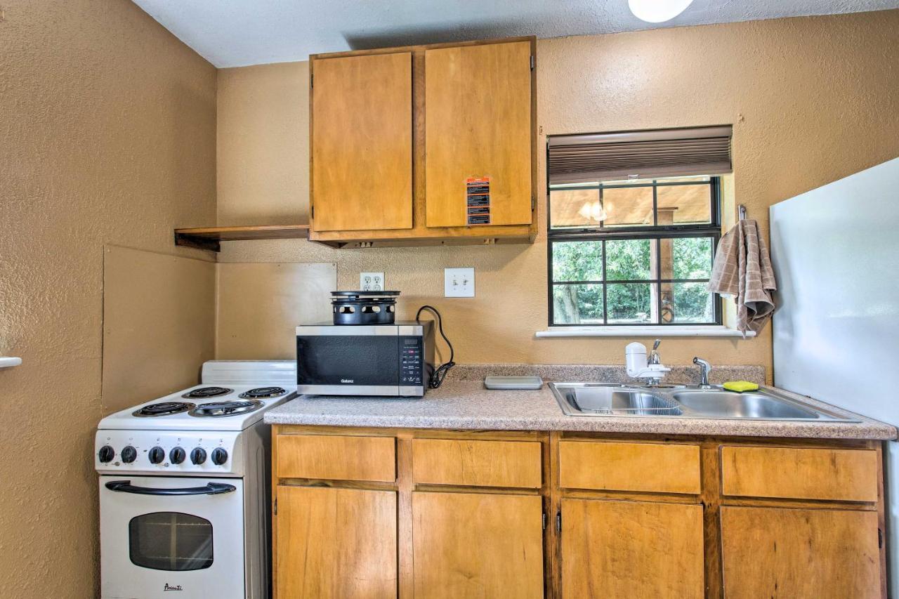 Texas Cabin On 130 Acres Walk To Lake Ray Roberts Collinsville Buitenkant foto